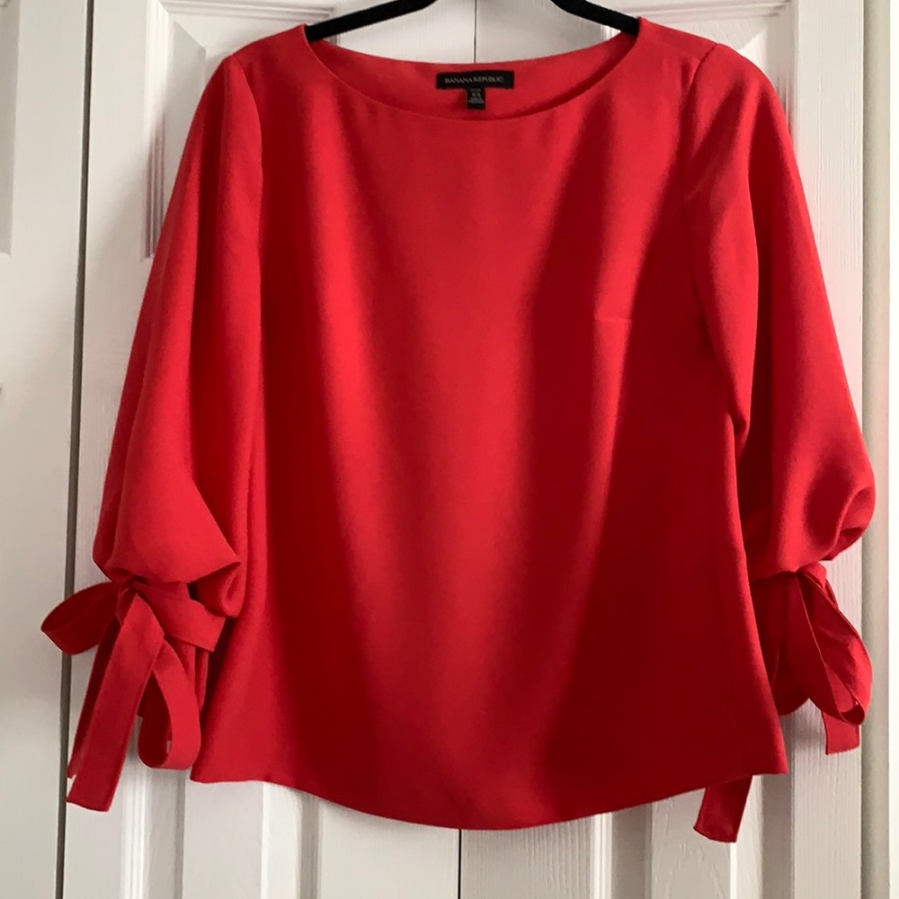 🎉HP🎉Banana Republic petites blouse